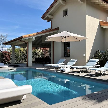 Ferienhaus Casa Sulle Colline Di Barcuzzi Pool, Garden And Barbecue エクステリア 写真