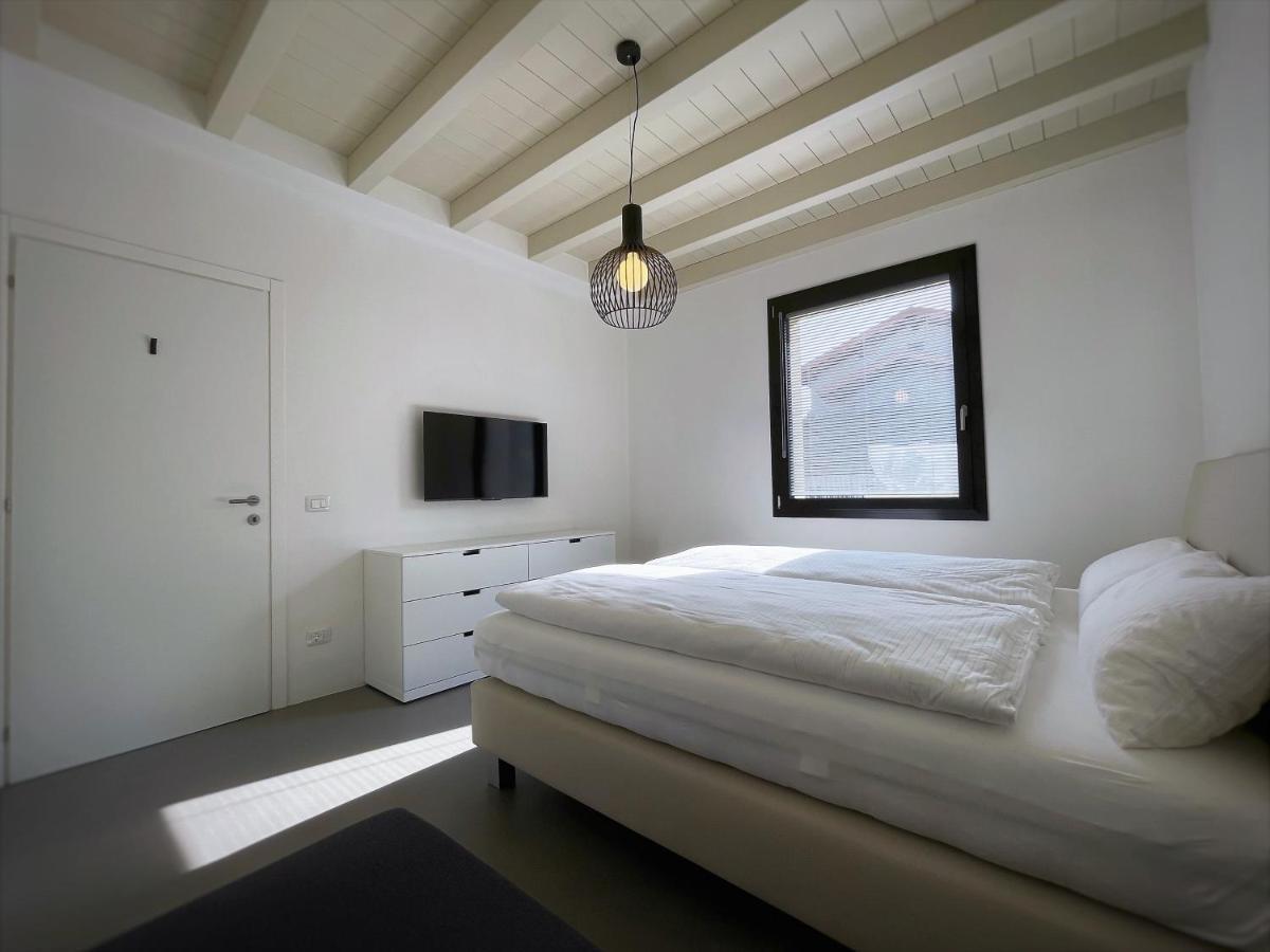 Ferienhaus Casa Sulle Colline Di Barcuzzi Pool, Garden And Barbecue エクステリア 写真